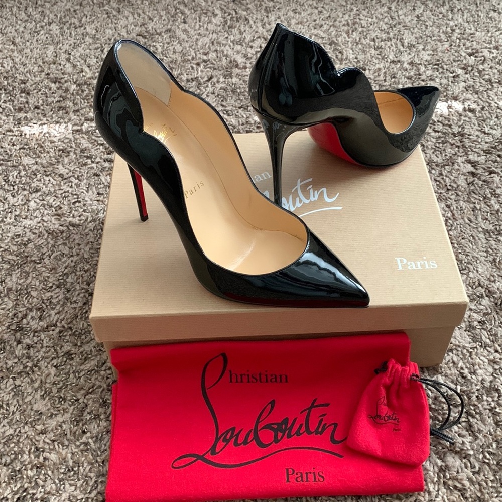 Christian Louboutin Hot Chick